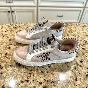 Golden Goose GGDB May Sneakers size 8 (38) Suede Leather Leopard Cow Hair Beige